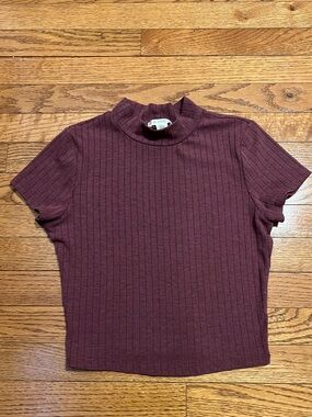 Bozzolo Burgundy Short Sleeve Ribbed Mock Neck Top Sz M